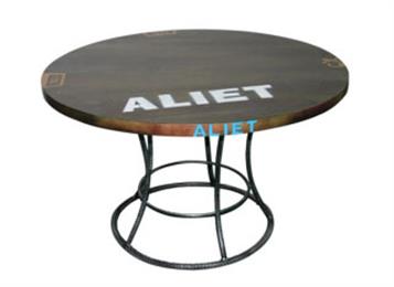 美式鄉村實木餐桌_複古做（zuò）舊鐵藝鬆木餐桌圓桌