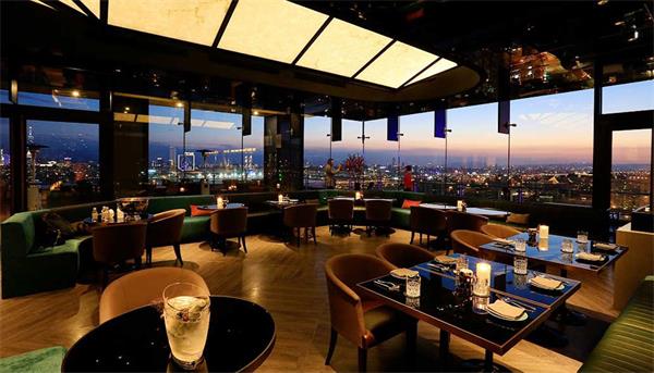 現代簡約桌椅（yǐ）組合酒吧輕奢吧台椅家具