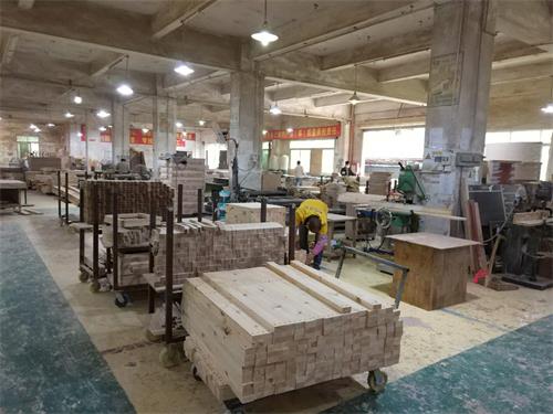 海德利(lì)生產一線一角