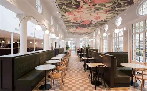 餐廳（tīng）桌椅