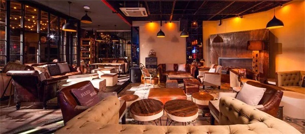 酒吧（ba）桌椅