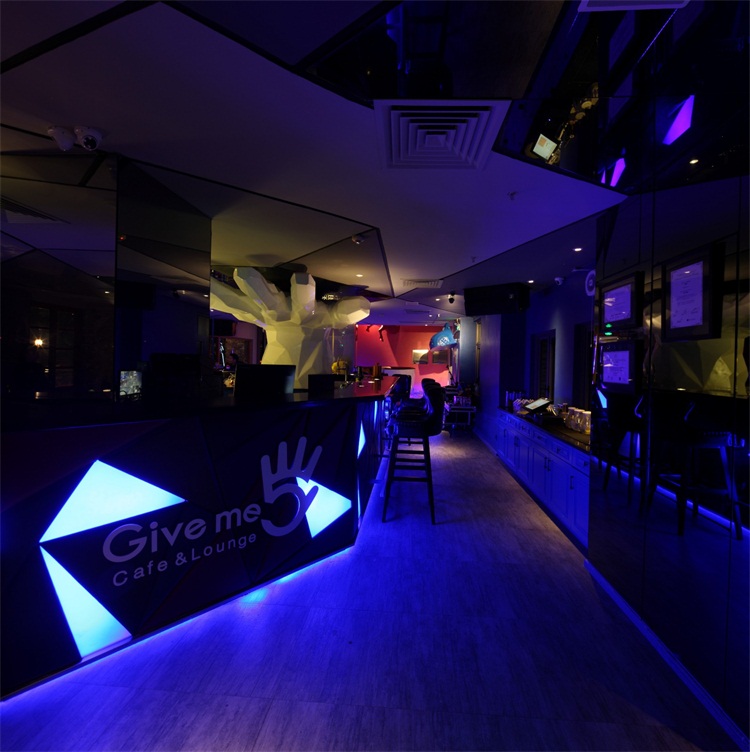 餐飲(yǐn)空間設計效(xiào)果圖