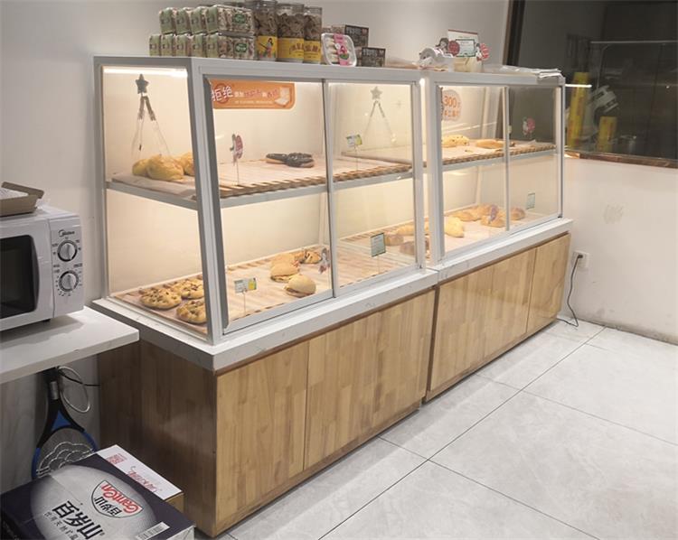 實（shí）木（mù）蛋糕玻璃櫃台展示櫃