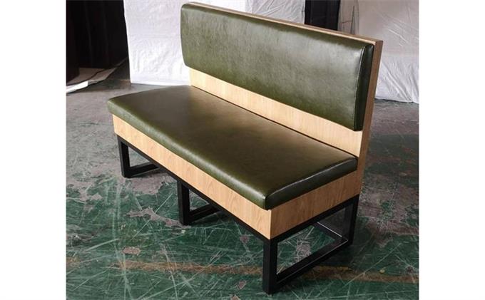 新式(shì)烤肉店卡座