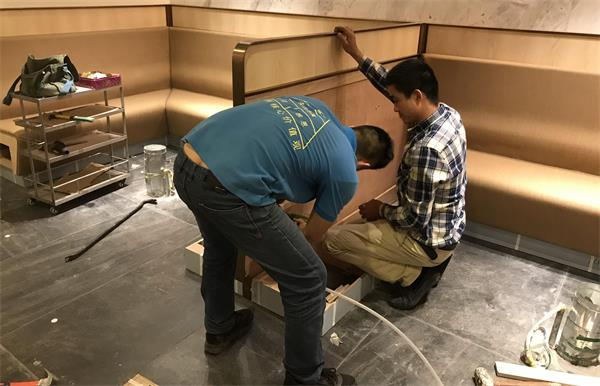 寧（níng）德海底撈火鍋店卡座沙（shā）發安（ān）裝