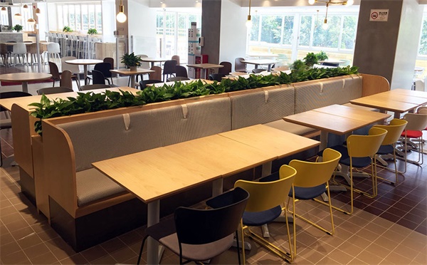 員工食堂桌（zhuō）椅