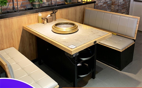 日式烤肉（ròu）店餐桌