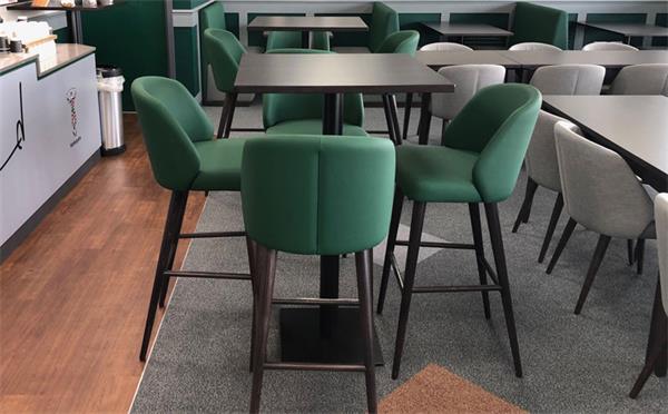 酒吧桌（zhuō）椅