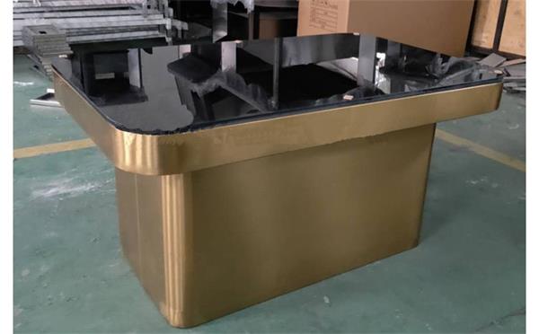 酒(jiǔ)吧不(bú)鏽鋼茶幾