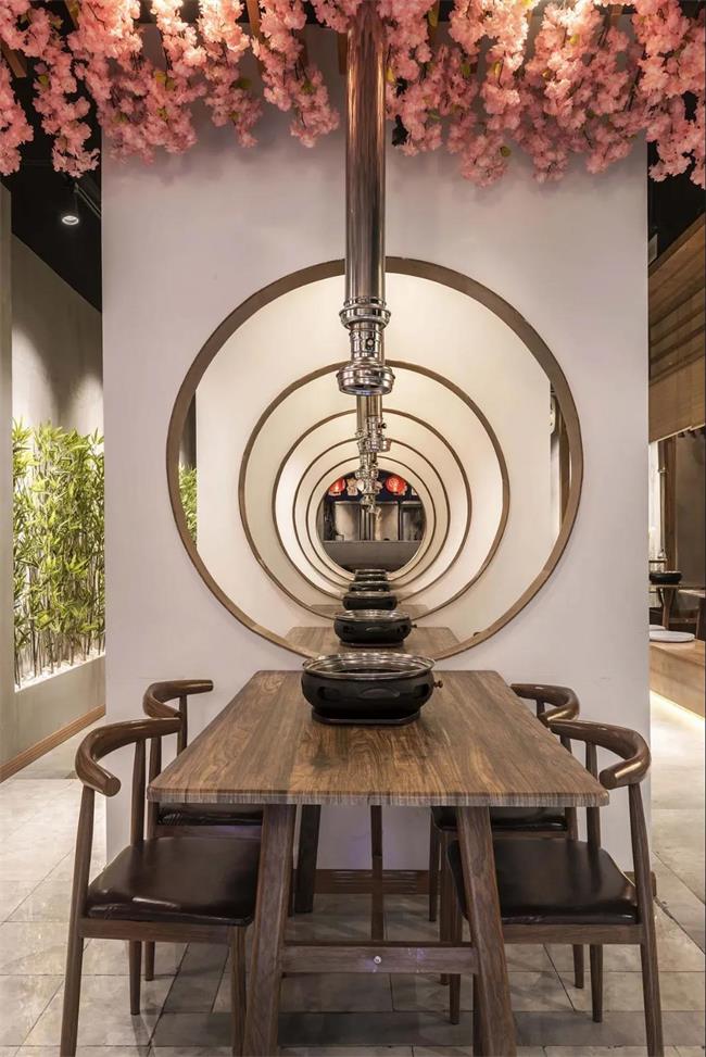 日式烤肉（ròu）--故裏烤（kǎo）肉店桌椅