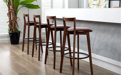 複古美式實木高腳凳(dèng)靠(kào)背(bèi)酒吧椅(yǐ)