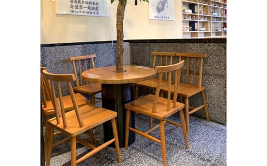 快餐店餐飲(yǐn)桌椅