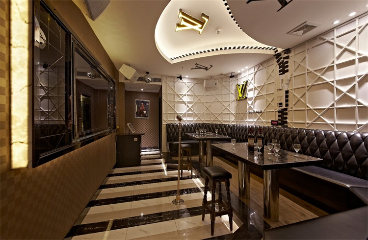 KTV空（kōng）間設（shè）計效果圖