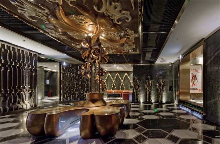 酒（jiǔ）吧空間（jiān）設計效果圖