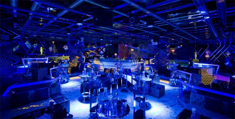 酒吧(ba)空間設計效果圖(tú)